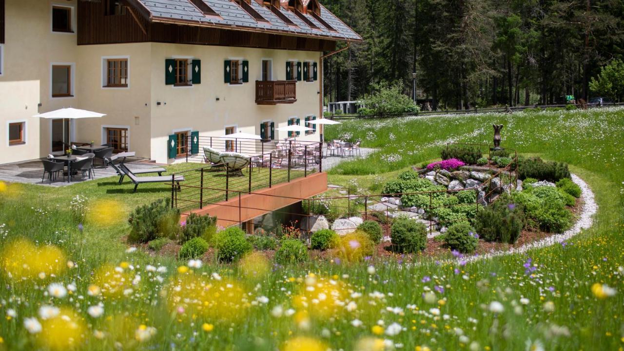 Natura Boutique Chalet Wellness Spa Dobbiaco Exterior foto