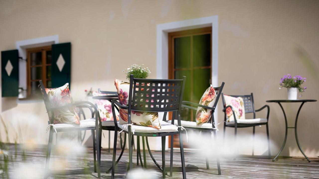 Natura Boutique Chalet Wellness Spa Dobbiaco Exterior foto