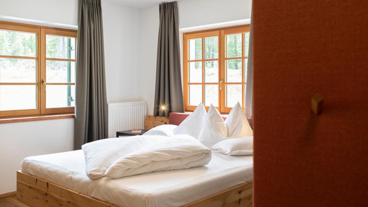 Natura Boutique Chalet Wellness Spa Dobbiaco Exterior foto