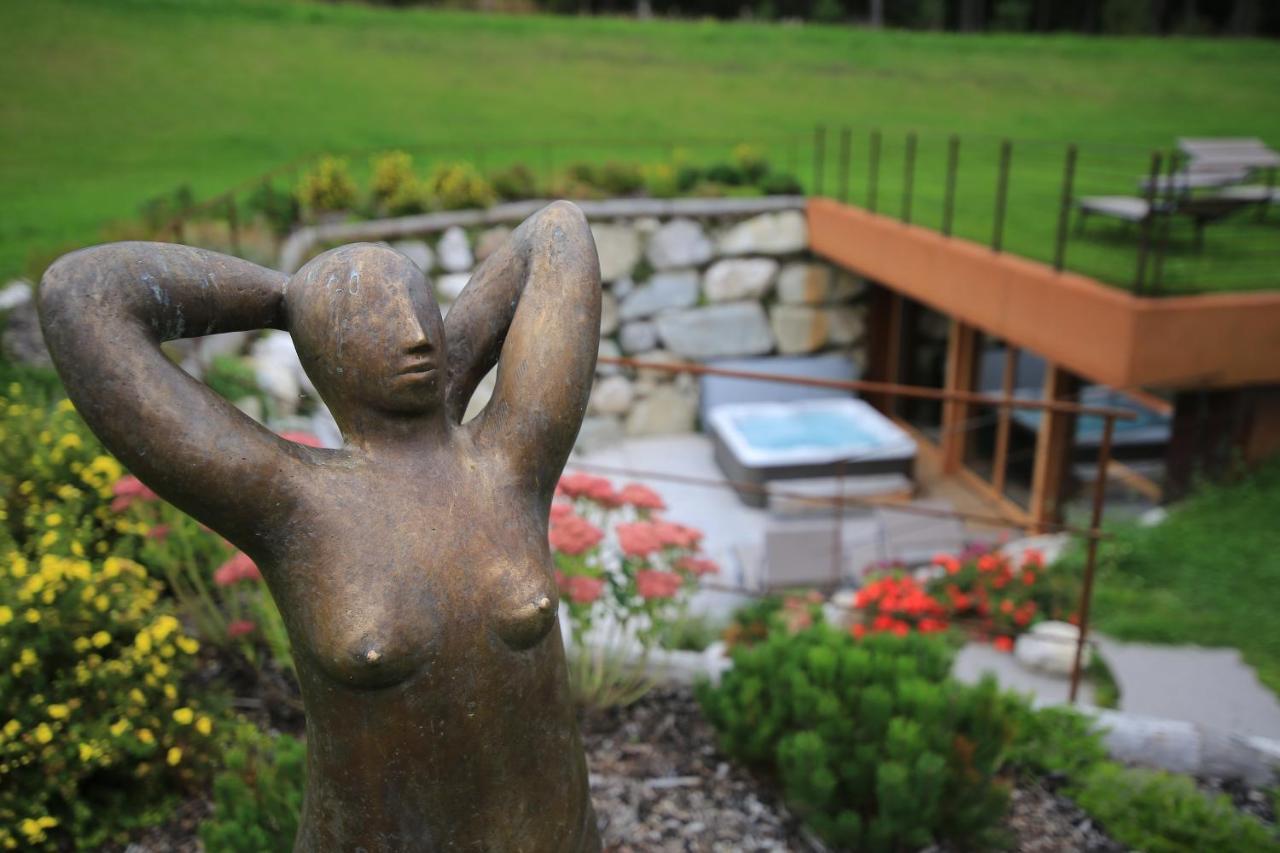 Natura Boutique Chalet Wellness Spa Dobbiaco Exterior foto